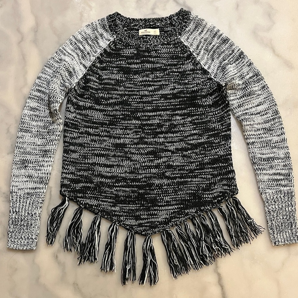 Hollister Monochrome Fringed Knit Bohemian Sweater